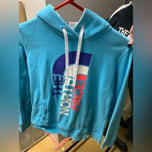 Women’s Northface Hoody